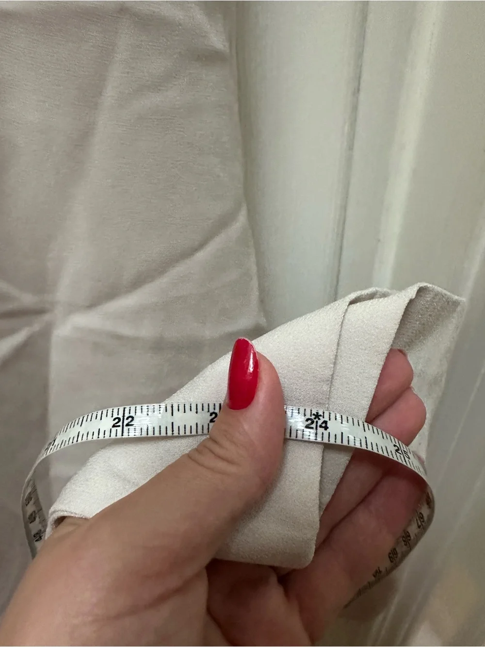 Aritzia Babaton Conan Cropped Pant Cream white straight leg Pants 6